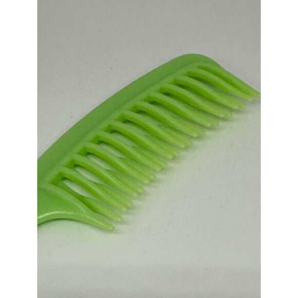 Wide Tooth Green Detangling Comb – 7.5" Plastic Hair Comb with Handle - Picture 2 of 7